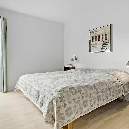 Sopark Lejl, 45 Apartment *